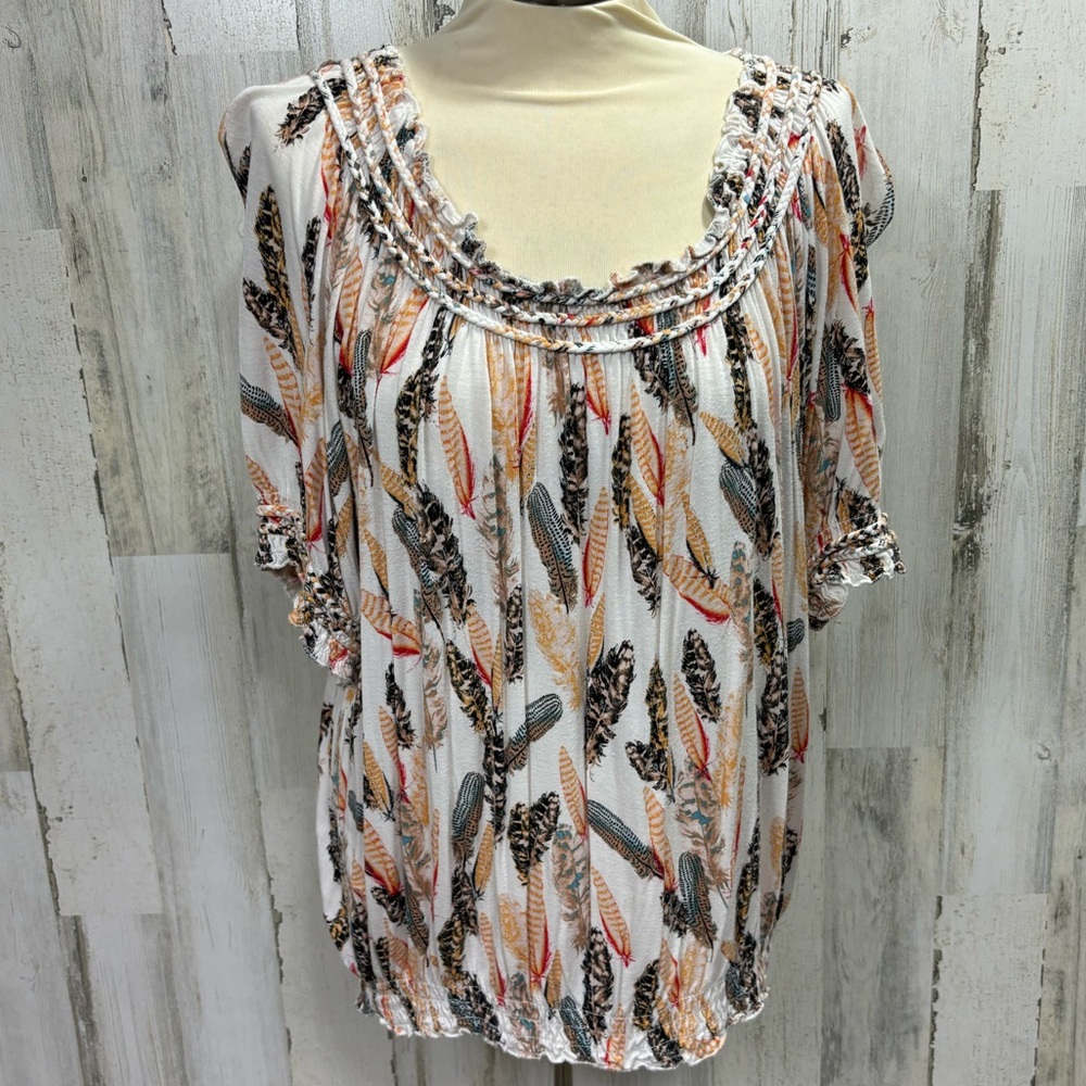 American Rag Plus‎ Size Feather Print Top